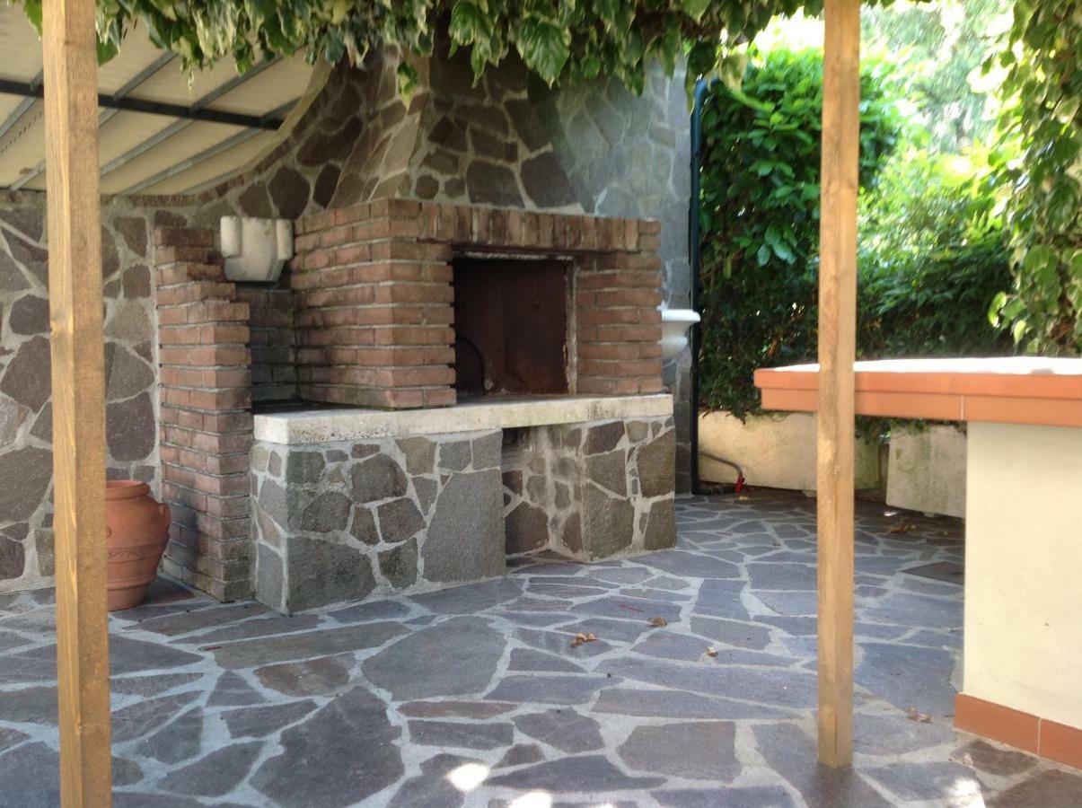 Casale El Galet Appartement Moniga del Garda Buitenkant foto